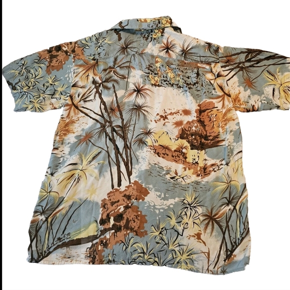 Everest Collection Tropical Beach Hawaiian Shirt - Picture 7 of 7